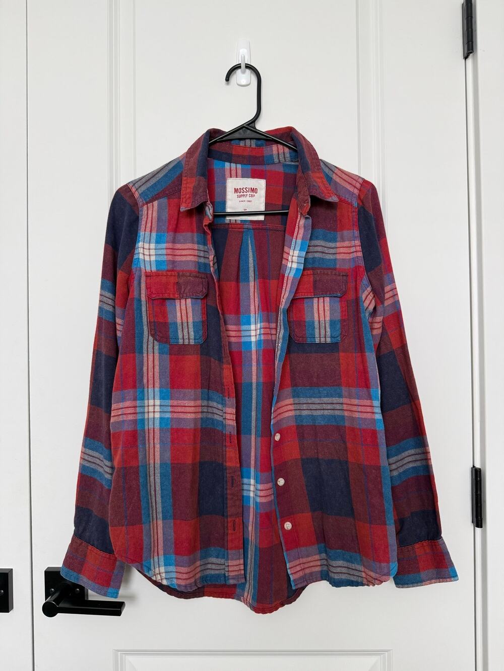 Mossimo Red & Blue Plaid Flannel Button Down Size S Women’s
